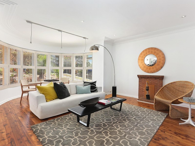 48 Sugarloaf Crescent, Castlecrag NSW 2068
