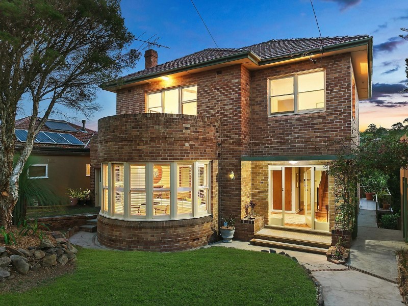48 Sugarloaf Crescent, Castlecrag NSW 2068