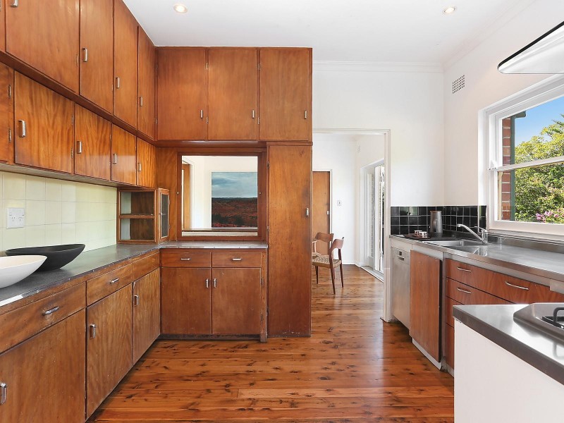 48 Sugarloaf Crescent, Castlecrag NSW 2068
