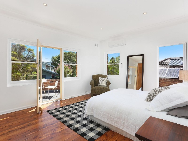 48 Sugarloaf Crescent, Castlecrag NSW 2068