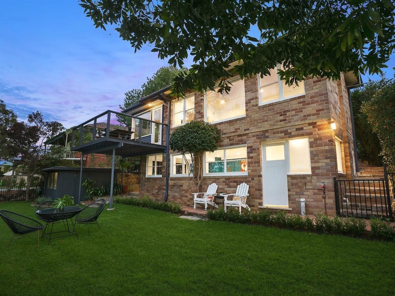 17 Heights Crescent, Middle Cove NSW 2068