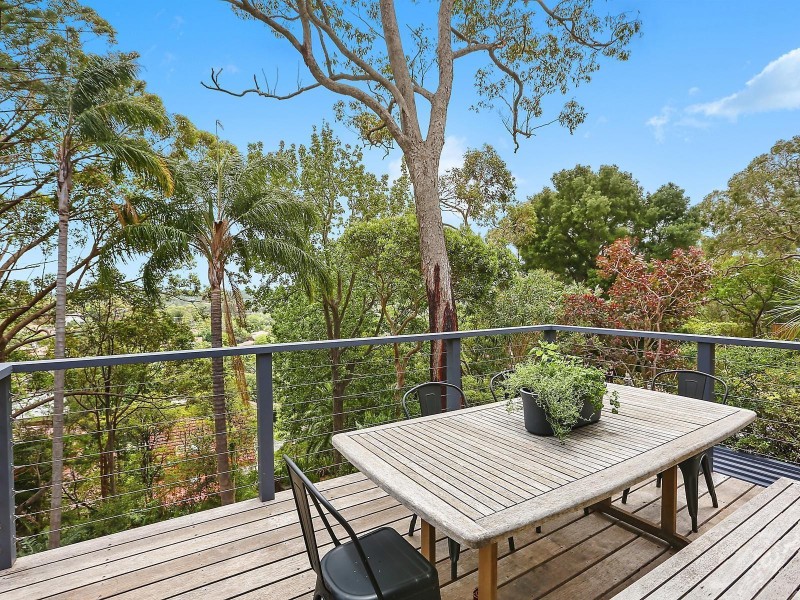 17 Heights Crescent, Middle Cove NSW 2068