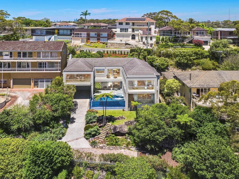 17 Cammaray Road, Castle Cove NSW 2069