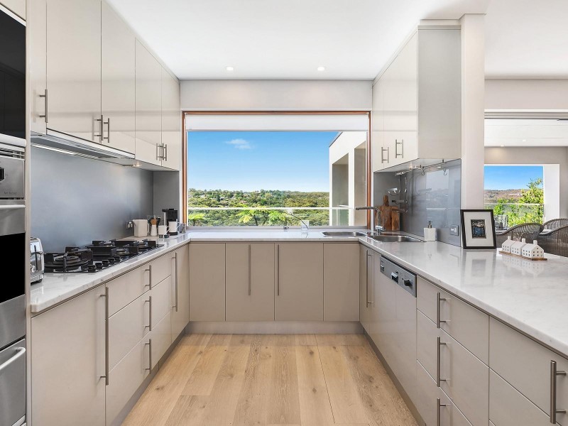 17 Cammaray Road, Castle Cove NSW 2069