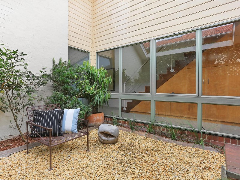 24A Devonshire Street, Crows Nest NSW 2065