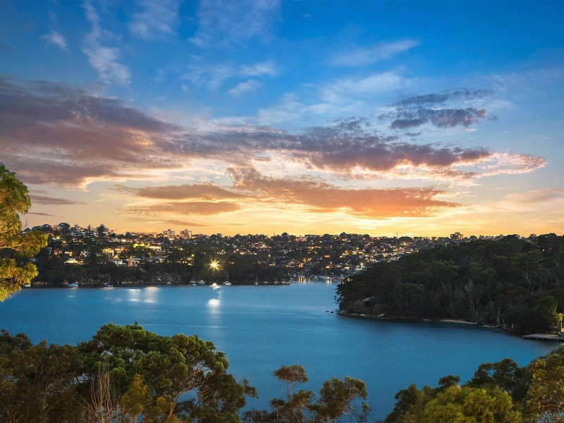 13 Cheyne Walk, Castlecrag NSW 2068