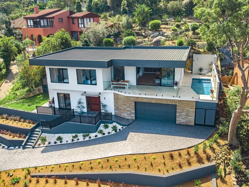 13 Cheyne Walk, Castlecrag NSW 2068