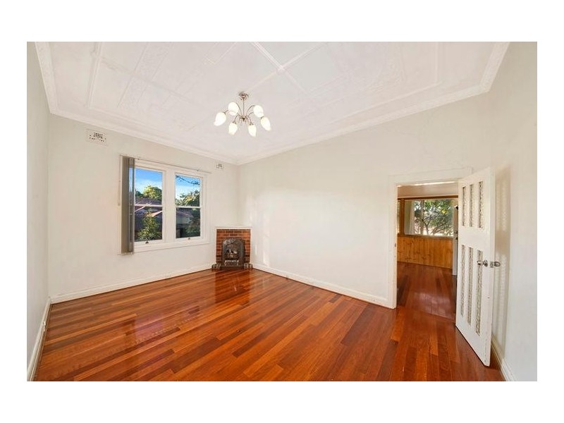 31 Muttama Road, Artarmon NSW 2064