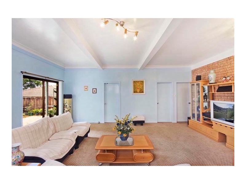 26 Scott Crescent, Roseville NSW 2069