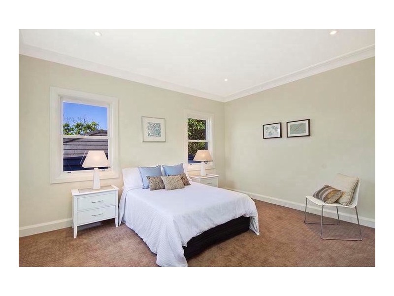 36 Rutland Avenue, Castlecrag NSW 2068