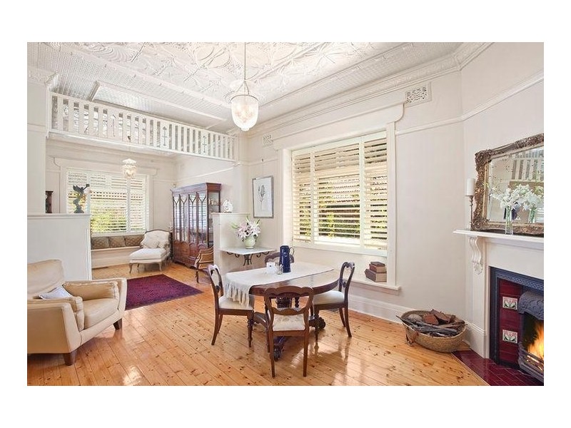 19 Cameron Avenue, Artarmon NSW 2064