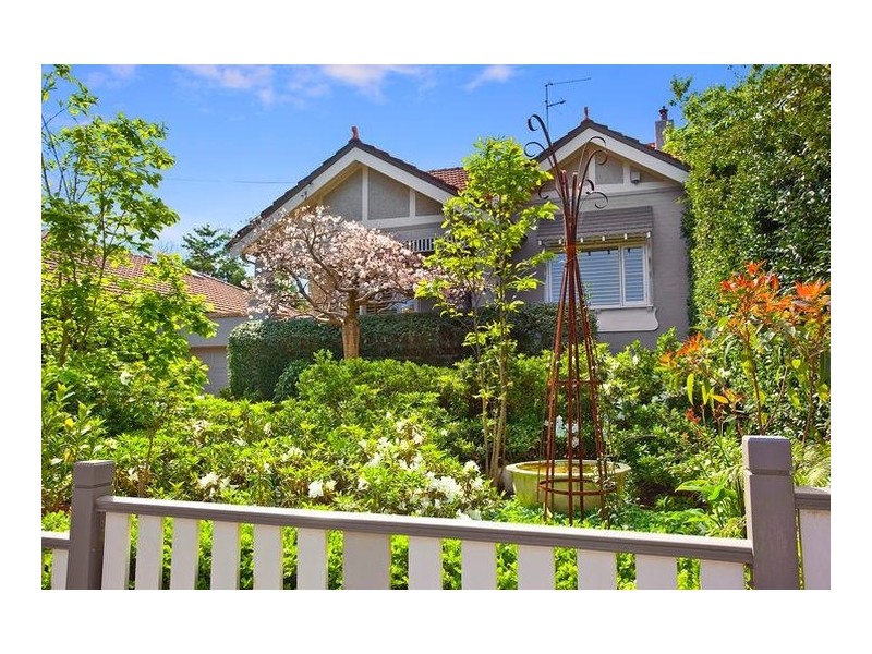 19 Cameron Avenue, Artarmon NSW 2064