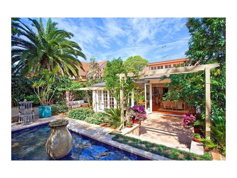 19 Cameron Avenue, Artarmon NSW 2064