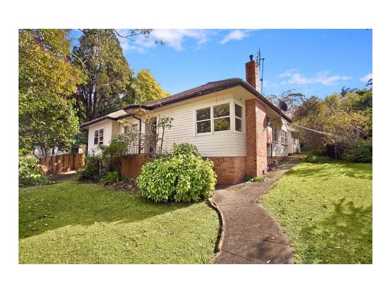 46 Railway Crescent, Lisarow NSW 2250