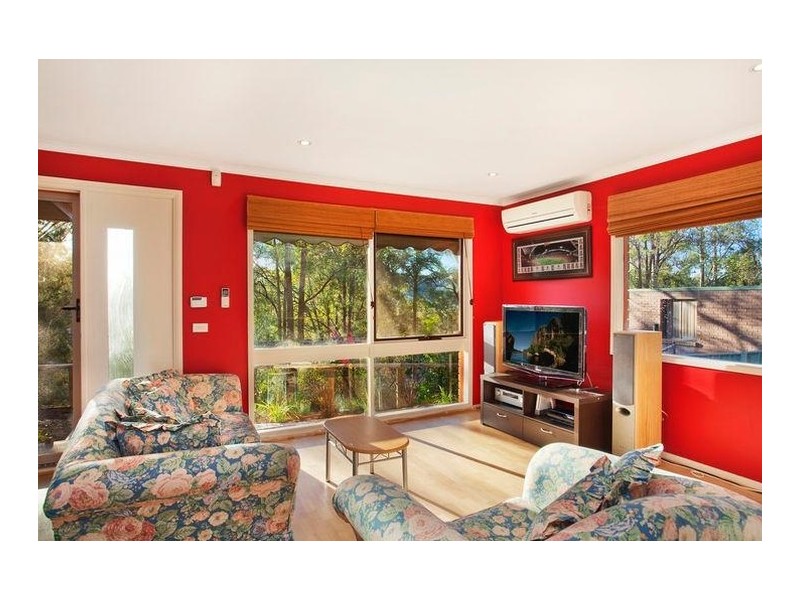 3 Calantha Drive, Wyoming NSW 2250