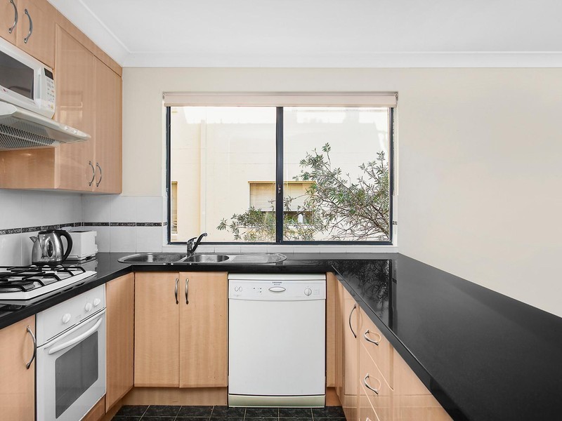 18/107 Henry Parry Drive, Gosford NSW 2250