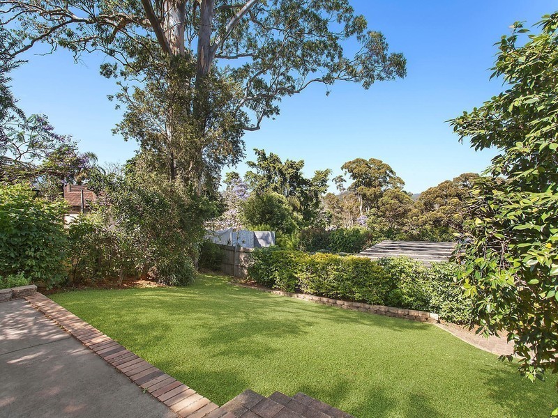 4 Angus Avenue, Wyoming NSW 2250