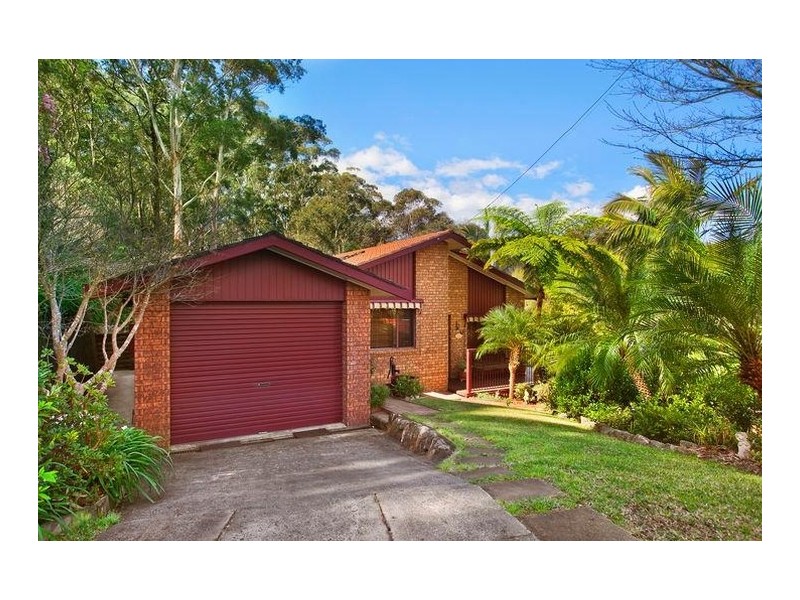 5 Christopher Close, Wyoming NSW 2250