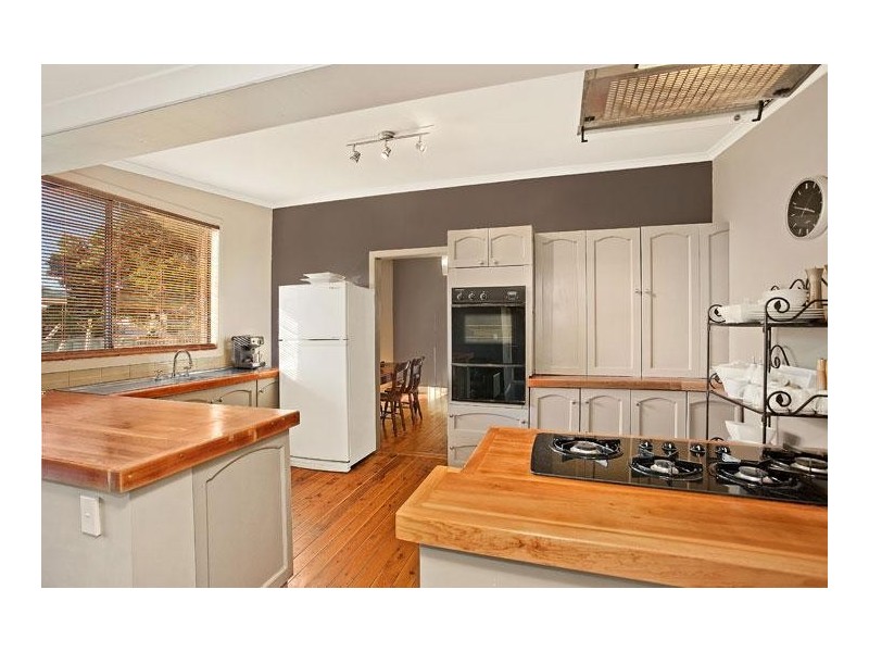 31 Benelong Street, The Entrance NSW 2261