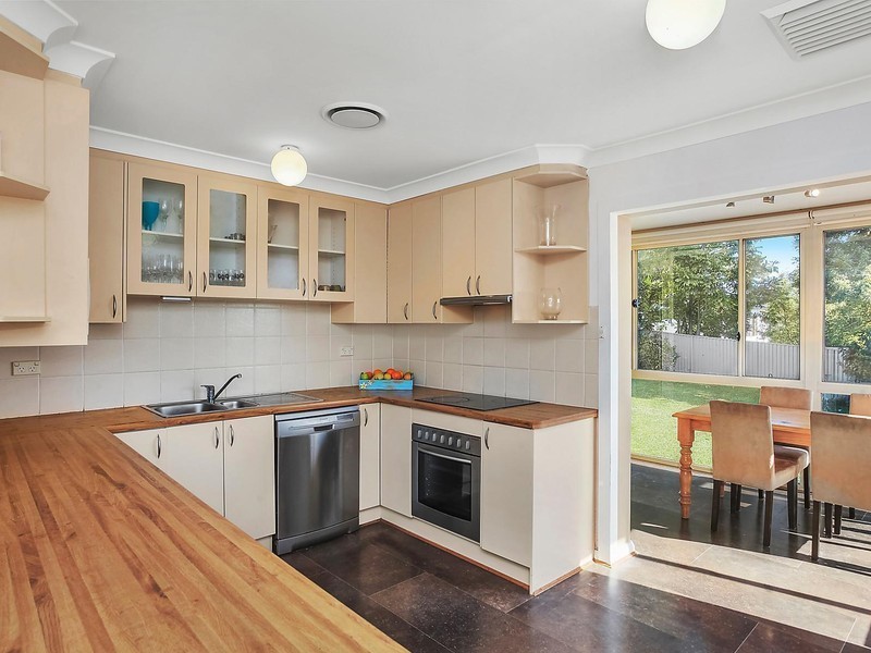 5 Craigend Street, Wyoming NSW 2250