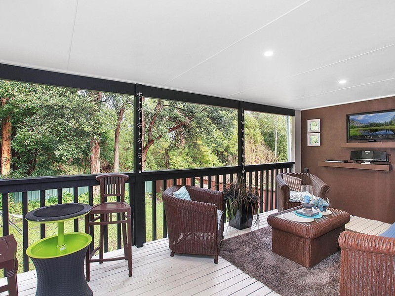 52 Bourbon Street, Wyoming NSW 2250