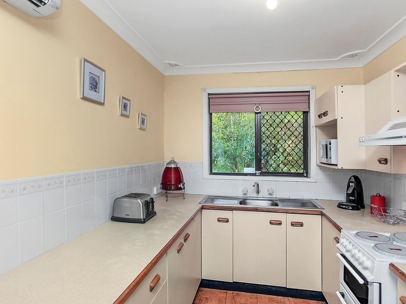 41 Dalton Street, Wyoming NSW 2250