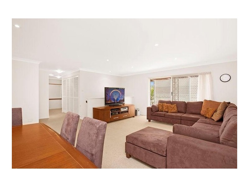 5 Beaumont Avenue, Wyoming NSW 2250