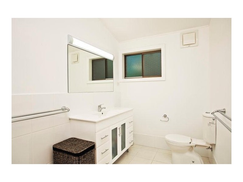 138 Berrys Head Road, Wyoming NSW 2250