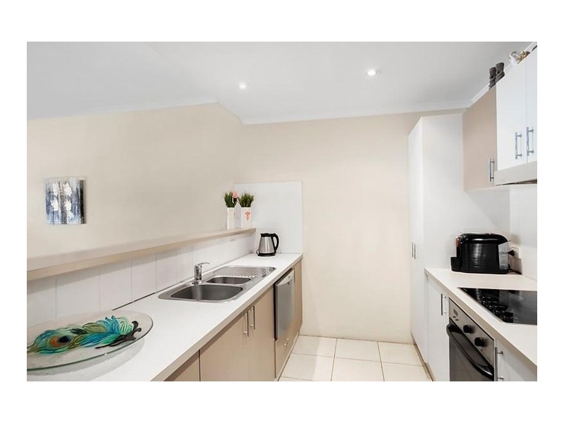 8/30 Showground Road, Gosford NSW 2250