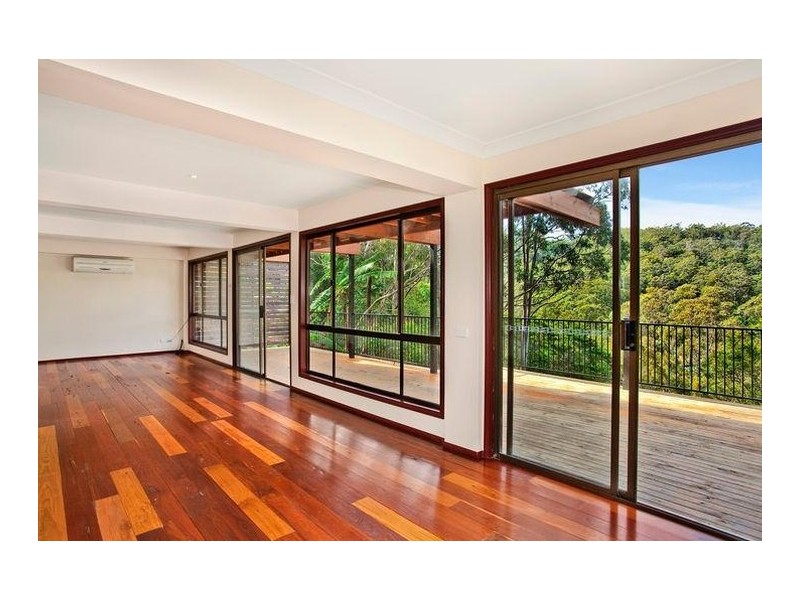 10 South Crescent, North Gosford NSW 2250