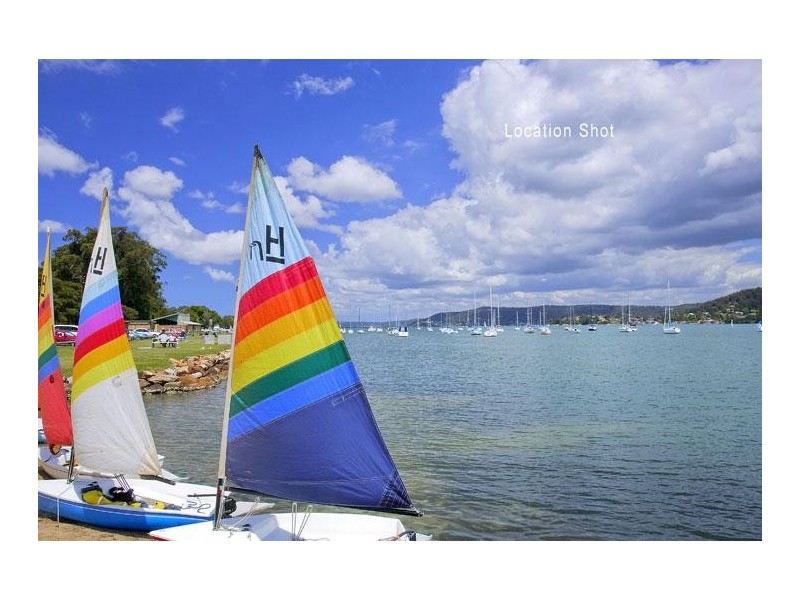 4 Carrol Avenue, East Gosford NSW 2250