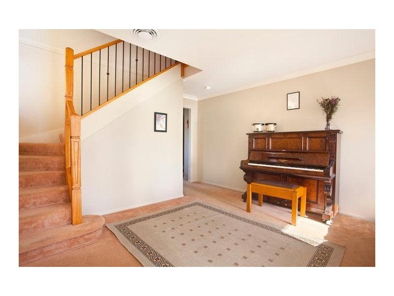 9 Worrell Circuit, Wyoming NSW 2250