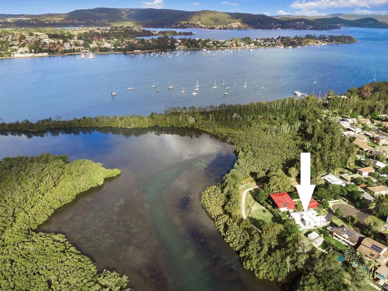 46 Matthews Parade, Point Clare NSW 2250