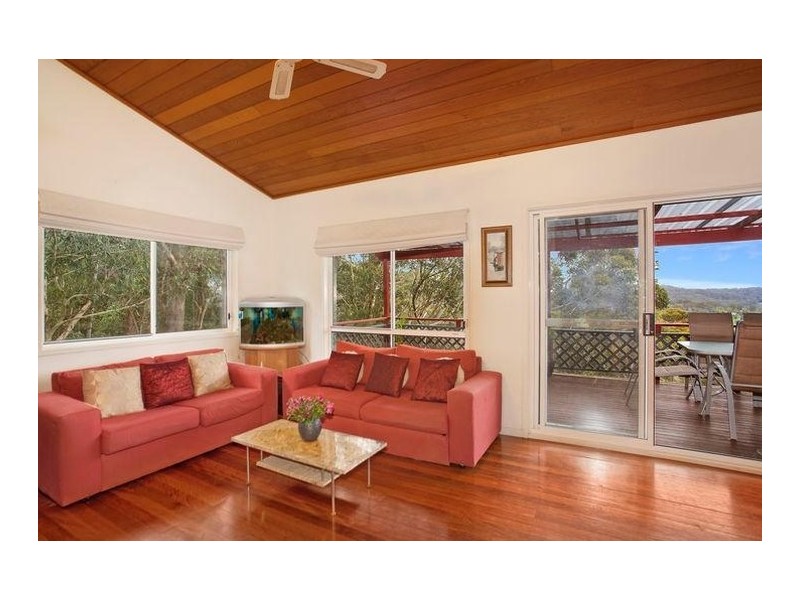 4J Gregory Street, Wyoming NSW 2250