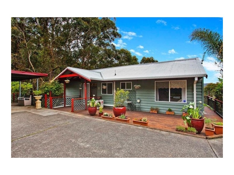 4J Gregory Street, Wyoming NSW 2250