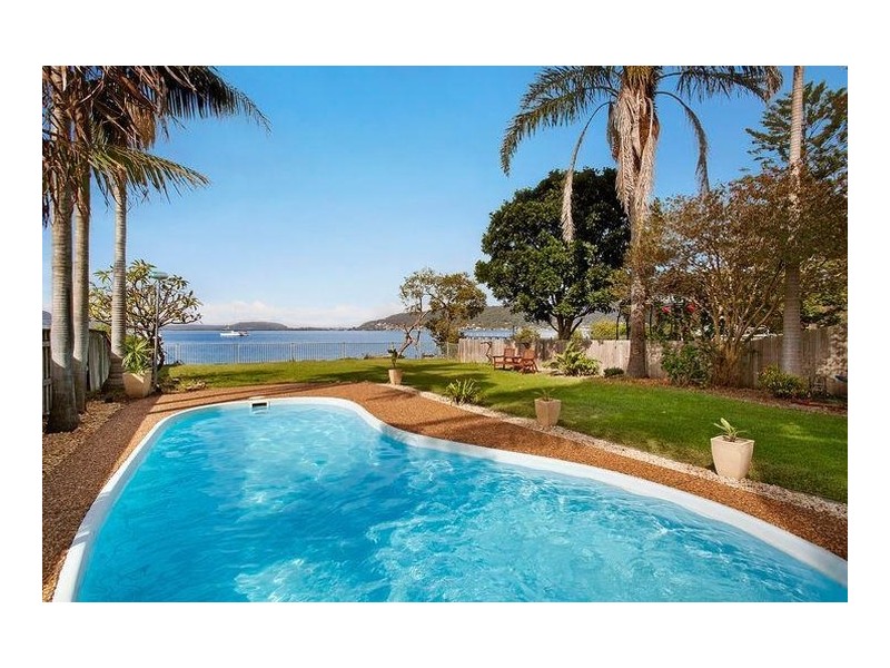 75 Victory Parade, Tascott NSW 2250