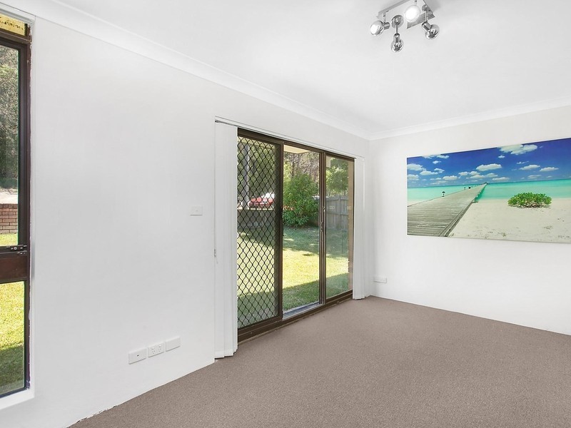 2/68 Faunce Street West, Gosford NSW 2250