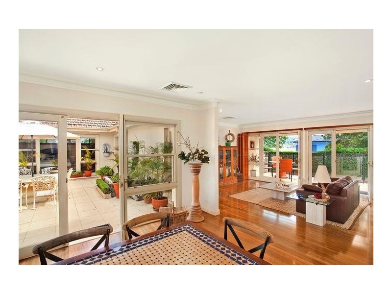 9 Harrison Street, Point Frederick NSW 2250