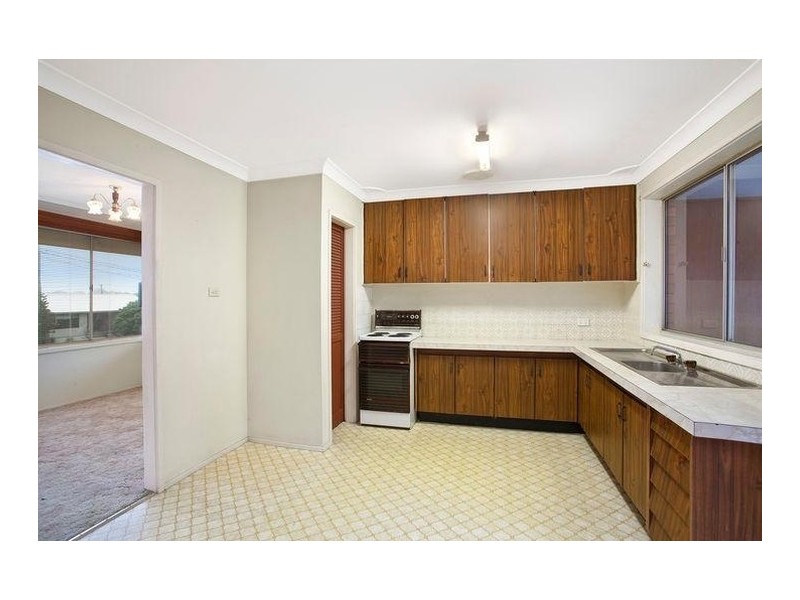 11 Maitland Road, Springfield NSW 2250