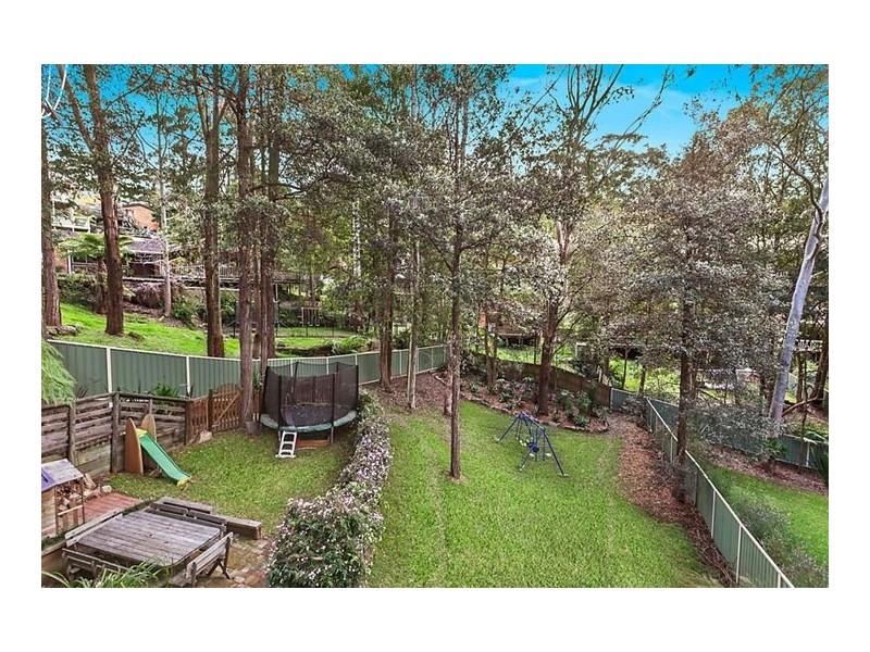 10 Calantha Drive, Wyoming NSW 2250