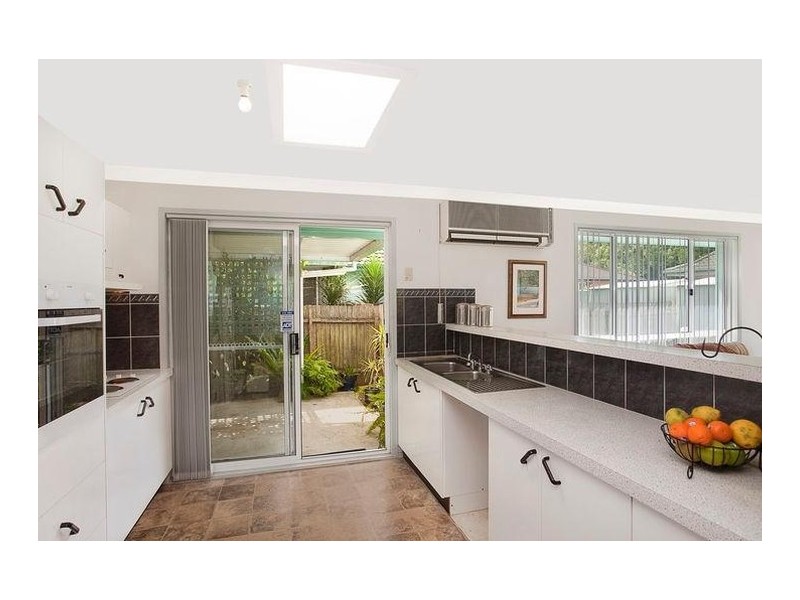 2 Boxwood Close, Ourimbah NSW 2258