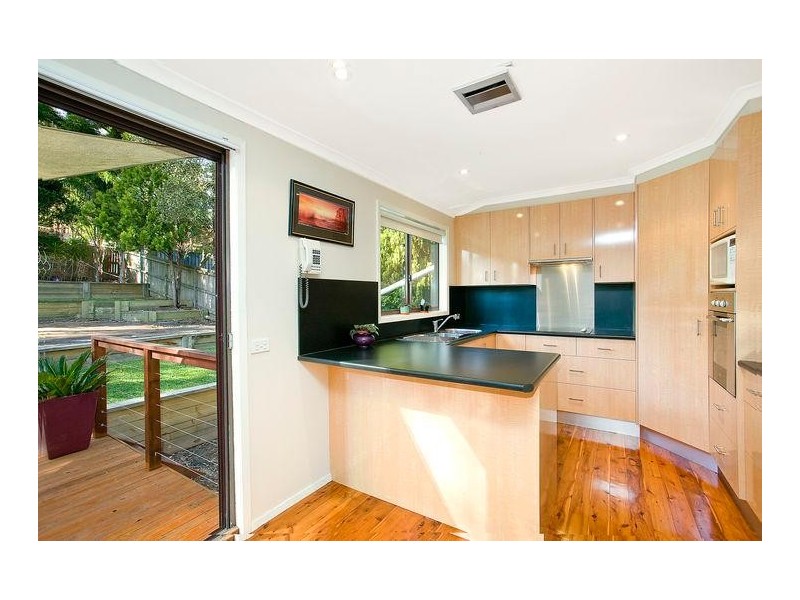 26 Maple Street, Wyoming NSW 2250