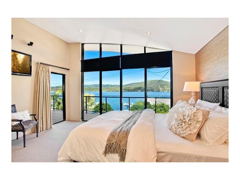 20 Wharf Street, East Gosford NSW 2250