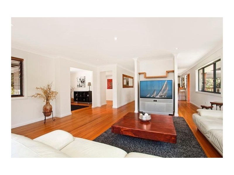 18 Ashburn Close, Lisarow NSW 2250