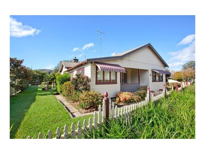52 Pacific Highway, Ourimbah NSW 2258