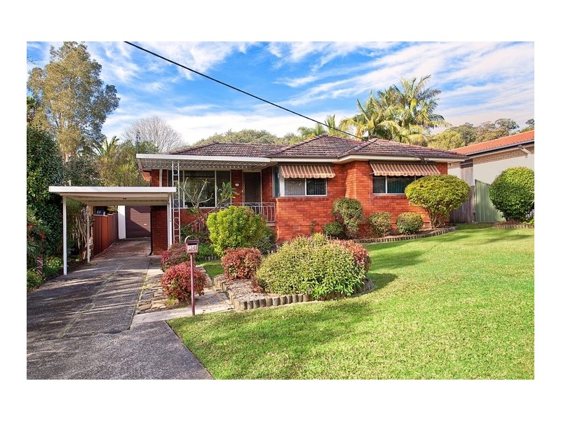 54 North Crescent, Wyoming NSW 2250