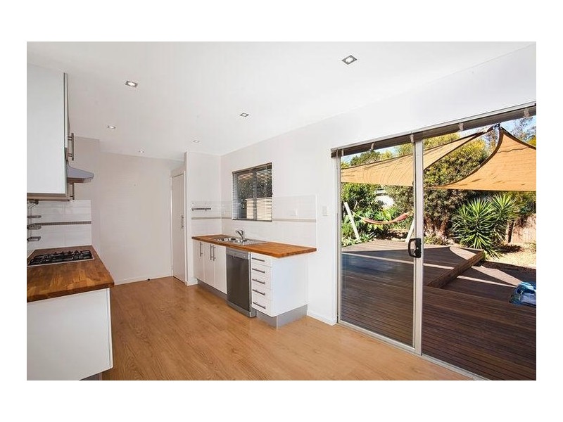 6 Haynes Street, Wyoming NSW 2250