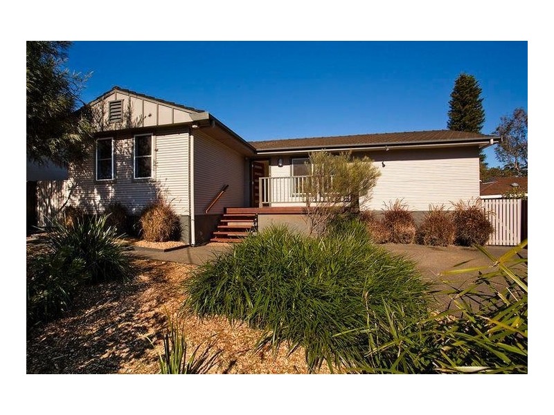 6 Haynes Street, Wyoming NSW 2250