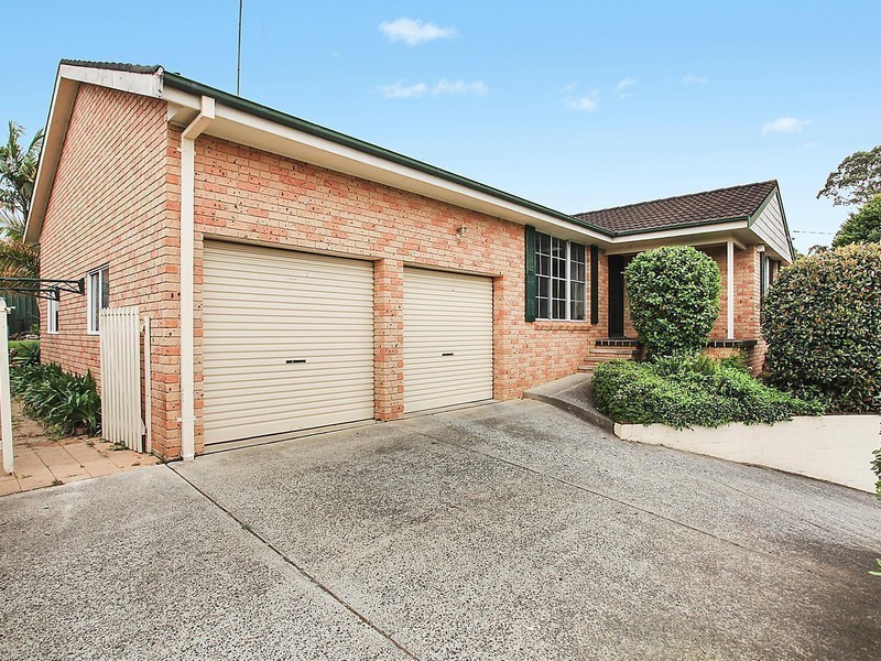 98 Newling Street, Lisarow NSW 2250