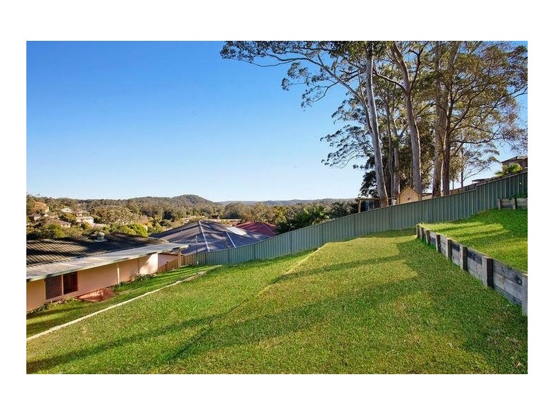 64 Woodview Avenue, Lisarow NSW 2250